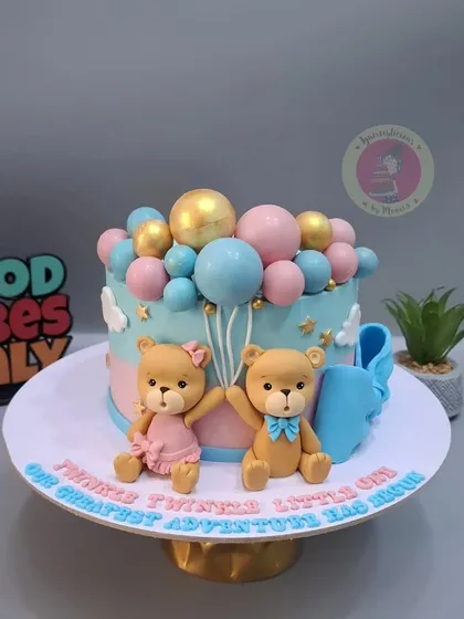 A single-tier version of the teddy bear gender reveal cake, perfect for a smaller celebration.