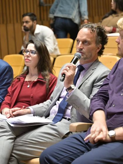 Members of the jury, including representatives from UNICEF and the French Institute, provide their insights during the MUN. Their expert feedback is invaluable for the student participants.
