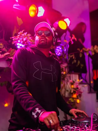 Focused on the mix at a private birthday party. The right lighting can transform any space into a proper club.