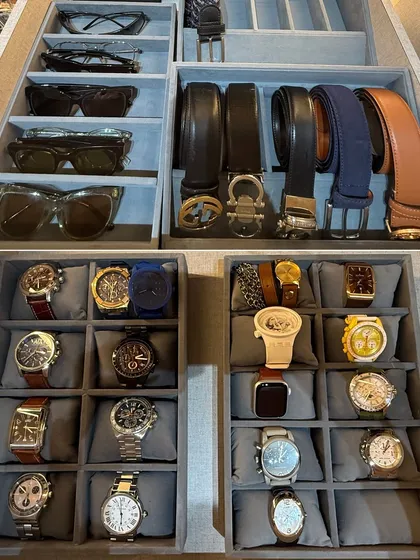 The small things matter most. We use custom drawer inserts for watches, sunglasses, belts, and other accessories. This detailed approach ensures nothing gets lost or damaged, and you can complete your look with the perfect finishing touch, effortlessly.