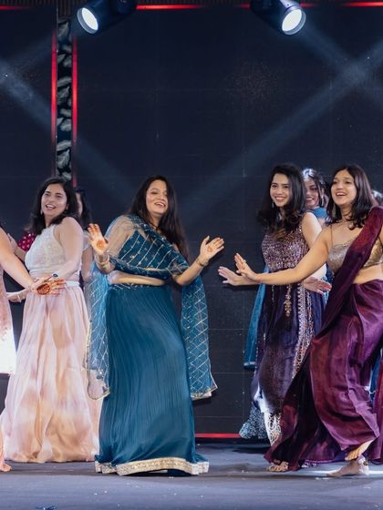 Shadi On Beat - Wedding Choreography The Whole Family on Beat photo 13