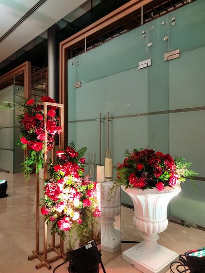 Intricate Decor Details photo 40