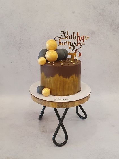 Kopal Bhargava - Custom Designer Cakes Modern Buttercream Designs photo 14