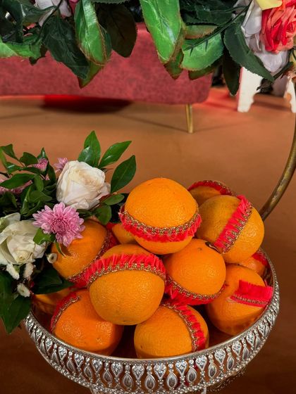 Siri - Custom Gift Hampers & Return Gifts Fruit & Dry Fruit Platters photo 4