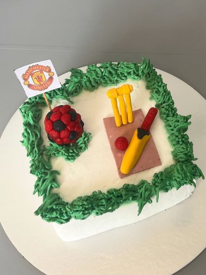 From the pitch to the plate, this Black Forest cricket cake is a match made in dessert heaven. I use minimal fondant and focus on delicious details, like the chocolate and cherry-filled cricket ball, to celebrate every sweet victory.