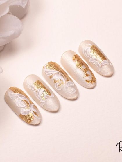 Intricate Swirls, Baroque & Foils photo 34