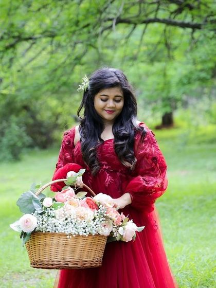 Solo Radiance: Portraits of the Mother-to-Be photo 210