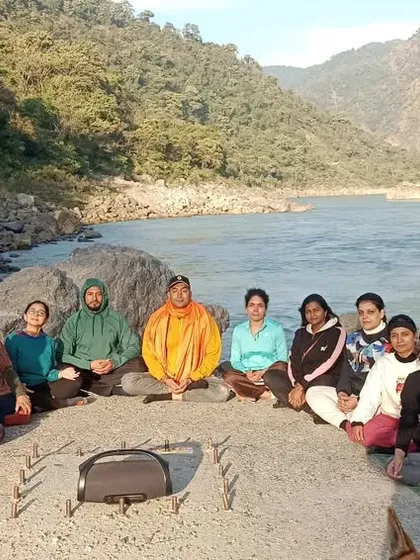 We find our stillness by the sacred Ganga. Group meditation in Rishikesh is a core part of our retreats, helping you quiet the mind and connect to a deeper spiritual energy.