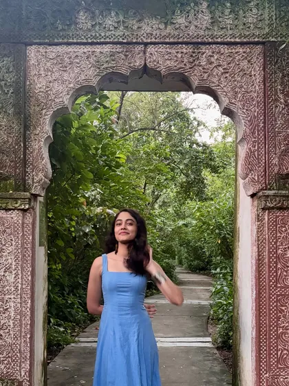 Feeling happy and at peace surrounded by greenery. This is the kind of calm and positive energy I bring to our collaborative songwriting sessions.