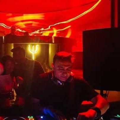 Another shot from my set at Klub Hermis. The unique architecture of the club creates a tunnel-like effect that draws you into the music.