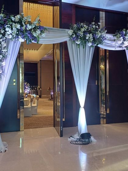 Decor by Aditya - Event Design & Decoration Elegant Receptions & Sangeet Nights photo 17