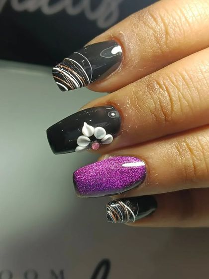 Another angle of this detailed and artistic nail set. It shows how I can combine multiple advanced techniques to create a truly one-of-a-kind look.