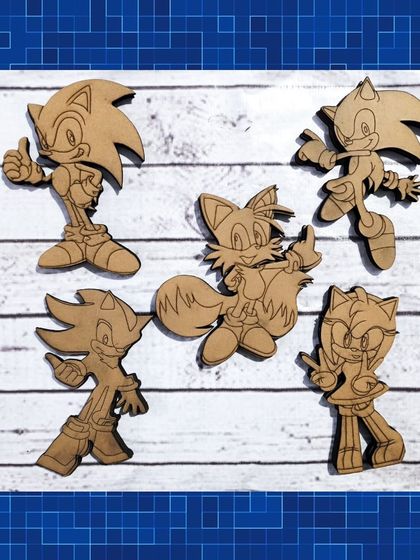 These pre-marked MDF cutouts of Sonic characters are perfect for a fun painting activity. The set includes Sonic, Tails, Shadow, and Amy.