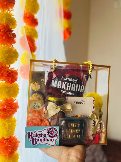 Gift Hamper - Personalized Gift Hampers Rakhi Celebrations photo 110