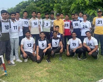 A group of SSB aspirants after a rigorous GTO session at our Delhi academy. You can see the determination and camaraderie among the candidates.
