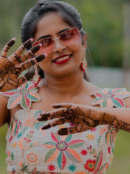Sathyamehendiarts - Bridal & Wedding Mehendi Happy Brides & Their Big Day photo 8
