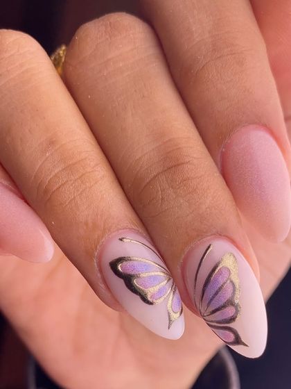 Intricate Hand-Painted Art photo 8