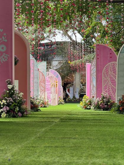 Sneha & Shahil - Wedding Decor and Production The Guest Journey: Entrances, Lounges & Dining photo 11