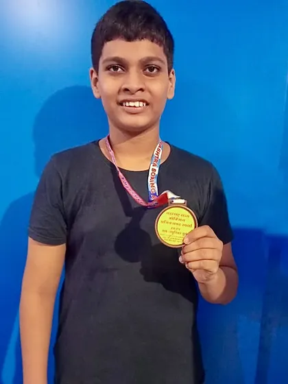 Another medal for the academy. Zaid Usman Saafe Muhammed proudly displays his bronze medal from the Maharashtra State Boxing Championship.