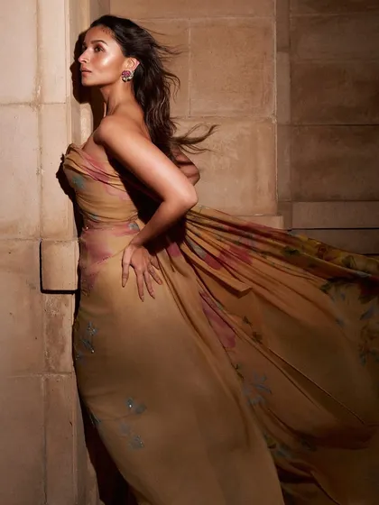 A profile shot of Alia Bhatt, where the subtle elegance of her manicure is visible. This is a great example of how I approach celebrity styling with a focus on sophisticated details.