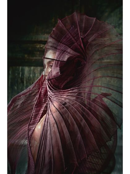 Couture Campaigns: Sculptural Forms photo 15