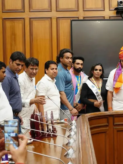 A group photo during the award ceremony at the Vidhaan Sabha. Being acknowledged by government officials shows the growing respect for bodybuilding in India.