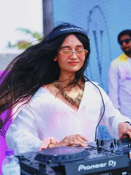 Feeling the breeze and the music at an outdoor Holi party. There's a special freedom to daytime events that I really enjoy.