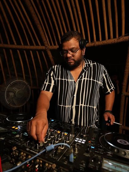 Digvijay Singh Thakur - DJ Services for Events & Parties Shor Bazaar: The Live Experience photo 48