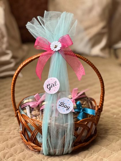 Gift Hamper - Baby & Maternity Hampers Baby Shower & Gender Reveal Hampers photo 6