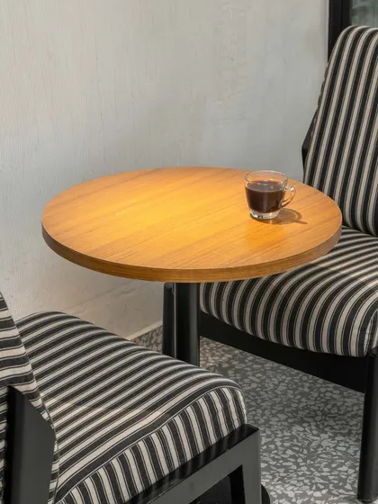 Good coffee deserves great seating. Our focus was on designing seating that caters to every guest, from intimate corners to group setups, all celebrating the brand’s iconic slogan.