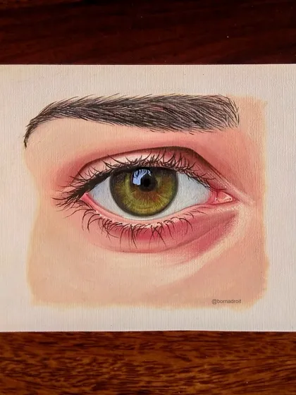 My first-ever oil painting was this 10x12cm eye study on paper. It was a great way to get comfortable with the medium by focusing on a small, detailed subject.
