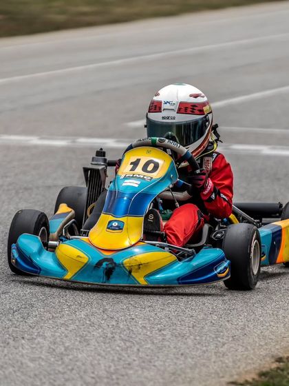 A Micro Max driver in our colorful kart during Round 4 of the MECO FMSCI RMC.