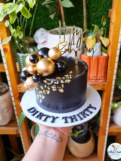 Devaagya Chawla - Custom Eggless Cakes Sleek & Sophisticated Designs photo 31