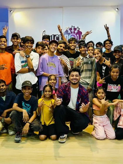 The energy at my Lucknow workshop was incredible. Seeing so many dancers, from beginners to pros, come together to learn and vibe is why I love teaching. This is the community we are building.