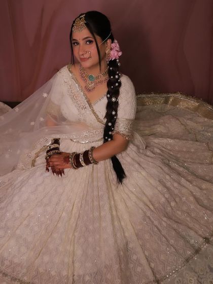 Another beautiful shot of our rental lehenga, perfect for a daytime wedding or reception look.