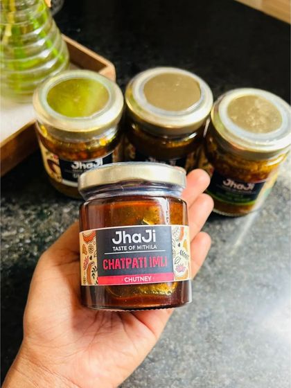 Aloo ka Paratha is a dish that makes everyone happy, and it is simply incomplete without a side of achar. Here, our Chatpati Imli chutney is ready to add that perfect tangy kick.