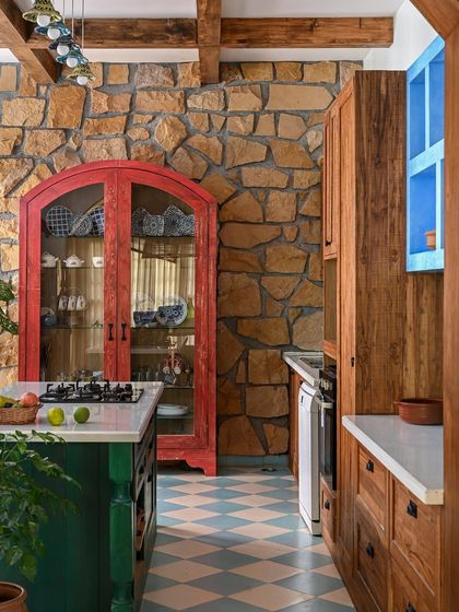 By the Riverside - Full-Service Interior Design Heart of the Home: Kitchens & Dining photo 39