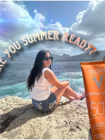 Getting ready for a summer holiday? Soaking up the sun is great, but protecting your skin is non-negotiable. A broad-spectrum sunscreen with at least SPF 50 is essential to prevent premature aging, sunburn, and pigmentation. Stay safe and keep your skin glowing.