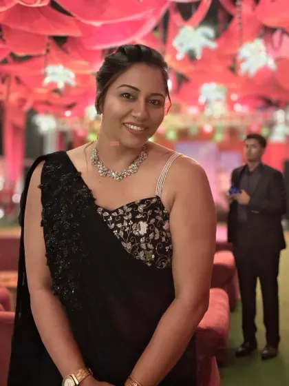 A close-up shot from a Sangeet night. I believe a warm and engaging smile is just as important as a powerful voice for connecting with the audience.