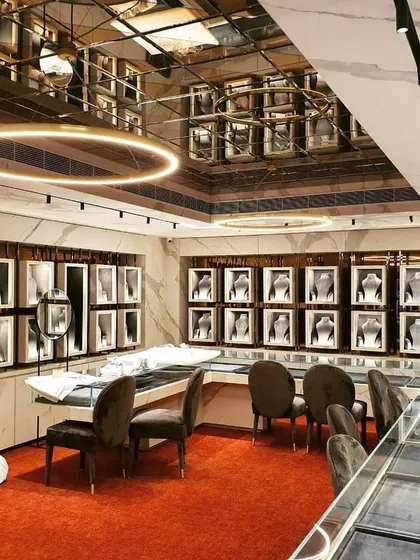 This premium jewellery display section required a specialized lighting solution. I specified tunable magnetic track lighting over the counters, allowing for precise control over the color temperature and intensity to make different gemstones and metals sparkle perfectly.