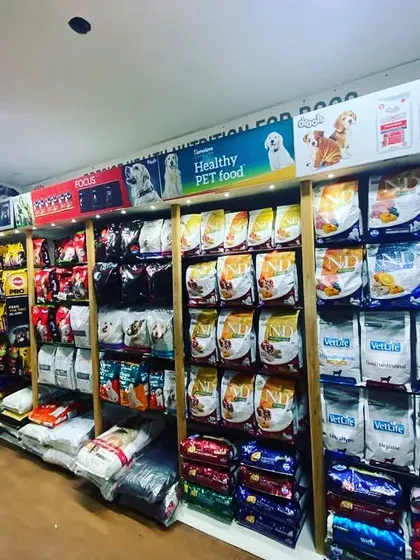 We take nutrition seriously. Our shelves are filled with a massive selection of healthy pet food brands like N&D and Vetlife, ensuring you can find the perfect diet for your dog's specific needs.