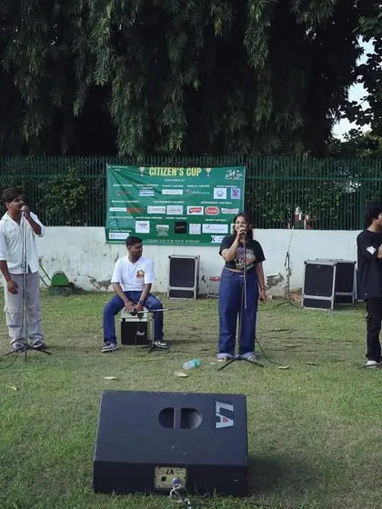 Our Kalakaar fellows performing outdoors at the Robinhood Army's Citizen's Cup. We adapt our performances to any setting, from indoor stages to open fields.
