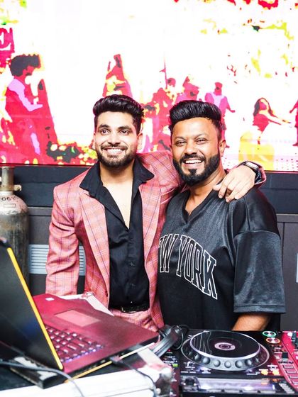 The DJ Life: Portraits & On Tour photo 3