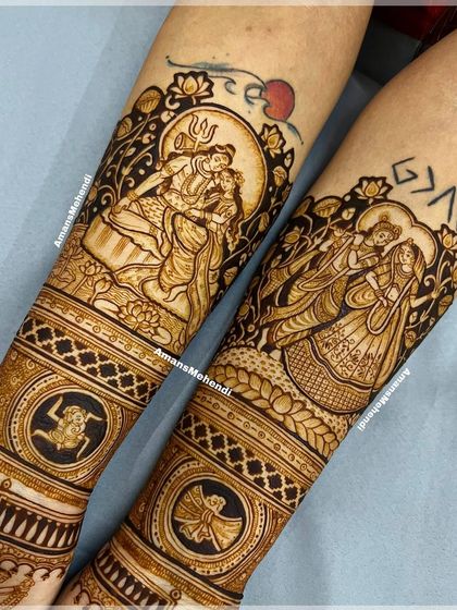 A divine bridal design featuring portraits of Shiv Parvati and Radha Krishna. The intricate details and serene expressions make this a truly special piece for a faith-filled celebration.