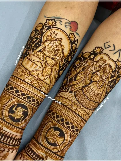 A divine bridal design featuring portraits of Shiv Parvati and Radha Krishna. The intricate details and serene expressions make this a truly special piece for a faith-filled celebration.