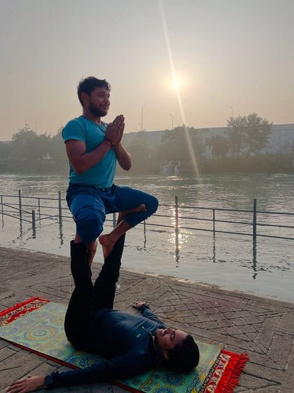 Acroyoga & Partner Workshops photo 22