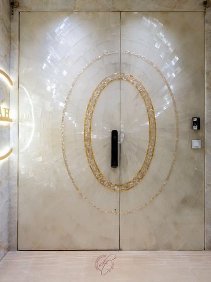 Grand Entrances & Foyers photo 3