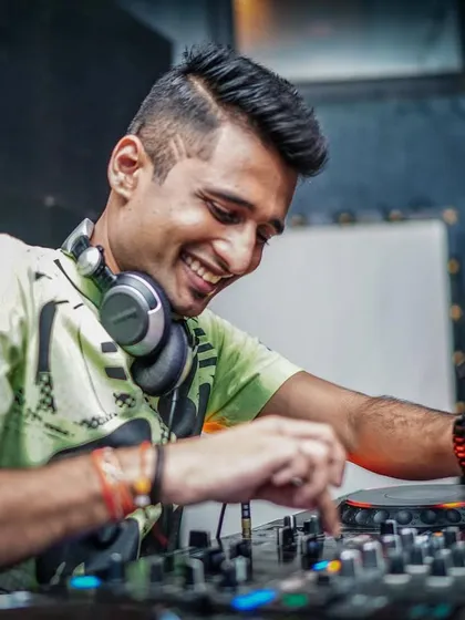All smiles at Shosha Indore for a Pre-Diwali party. The festive vibes were amazing.