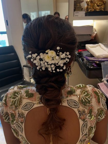 Elegant Hairstyling photo 4