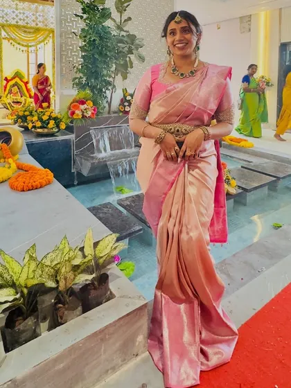Dr. Niharika exudes grace in this breathtaking pastel pink pure Kanchipuram silk saree, a beautiful blend of heritage and subtle sophistication.